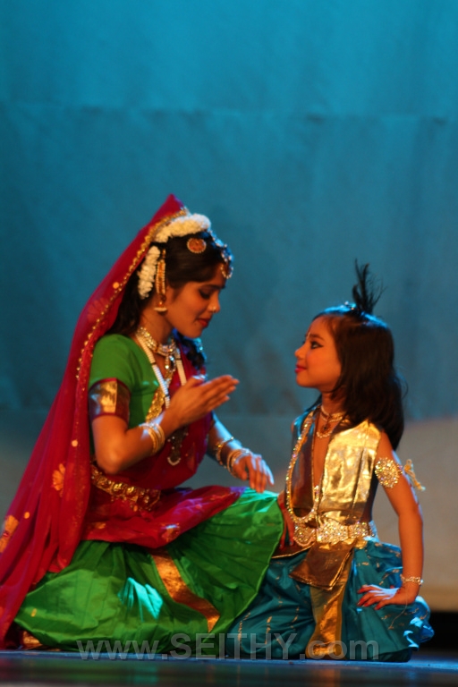 LORDKRISHNA-TORONTO300313SEITHY (243)